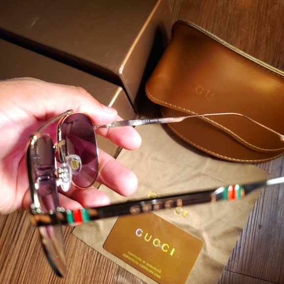 THIS ITEM IS SOLD!!!! Gucci Aviator - Picture 2 of 9